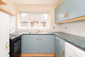 KITCHEN- click for photo gallery